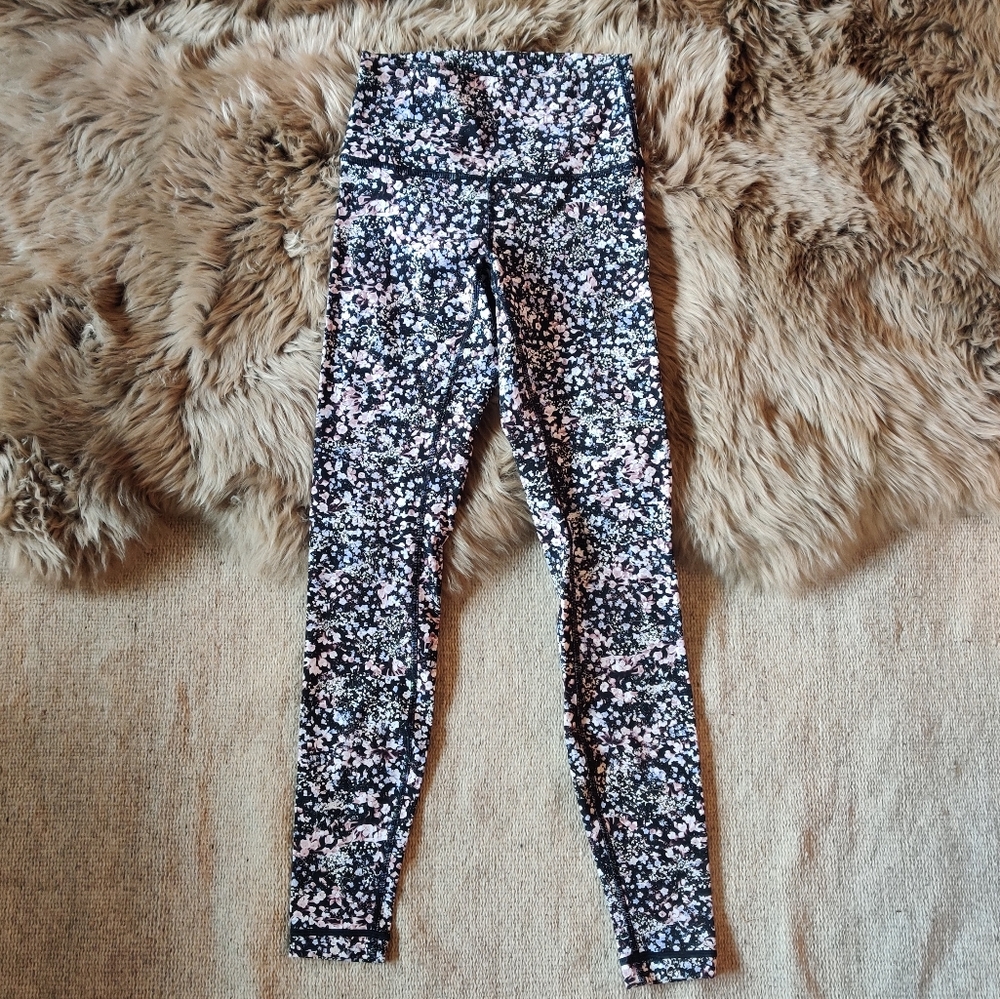 Floral Lululemon Wunder Under Leggings